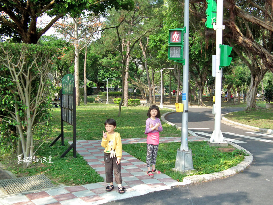 台北景點-青年公園-交通公園教學區 (36).jpg