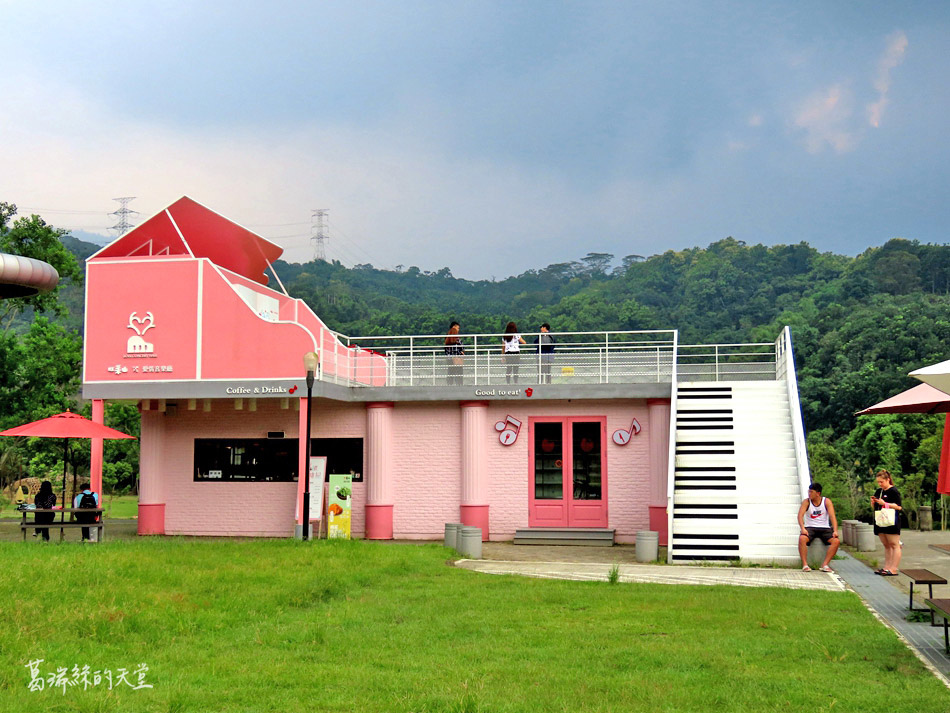 嘉義番路景點-旺萊山愛情大草原 (11).jpg