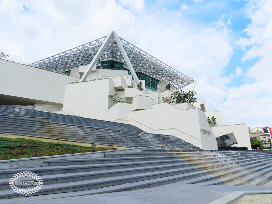 台南室內景點-台南美術館 (1).jpg