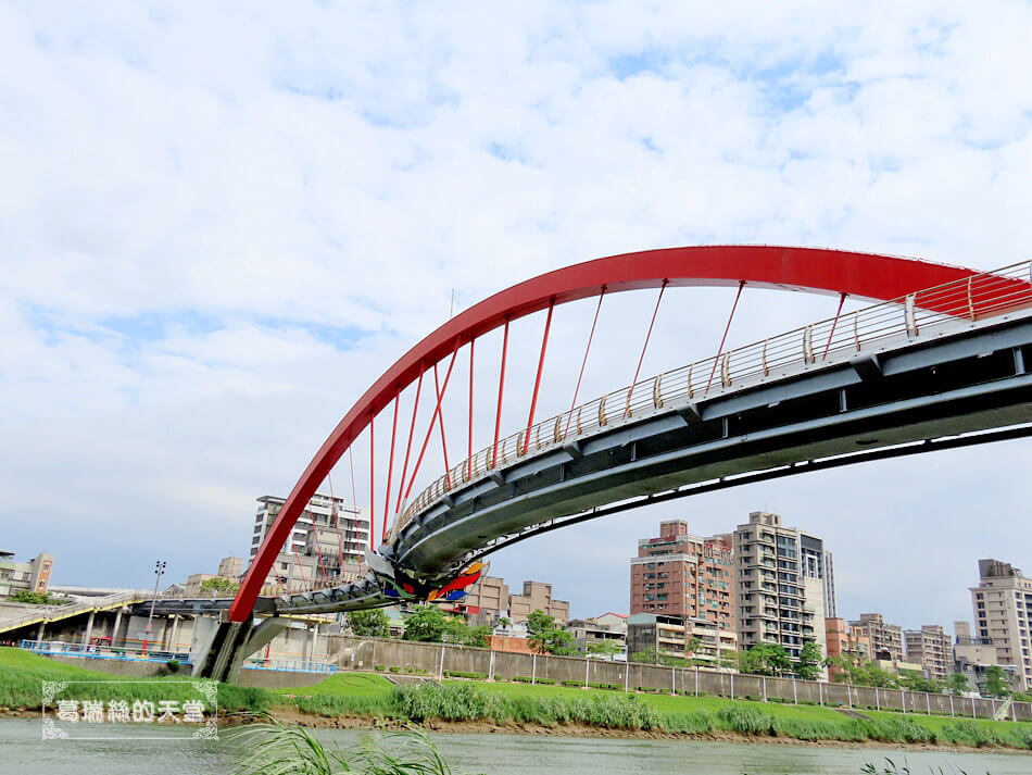 松山景點-彩虹橋 (10).jpg