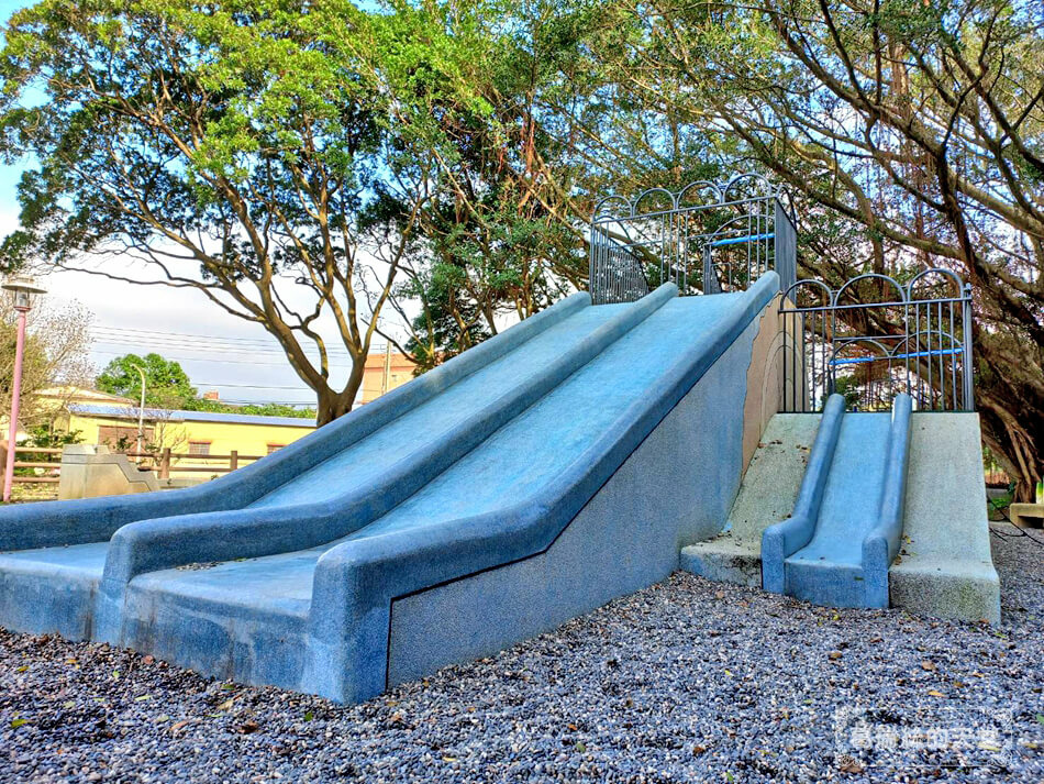 三芝特色公園-櫻花公園遊戲場-三芝櫻花水車園區 (20).jpg