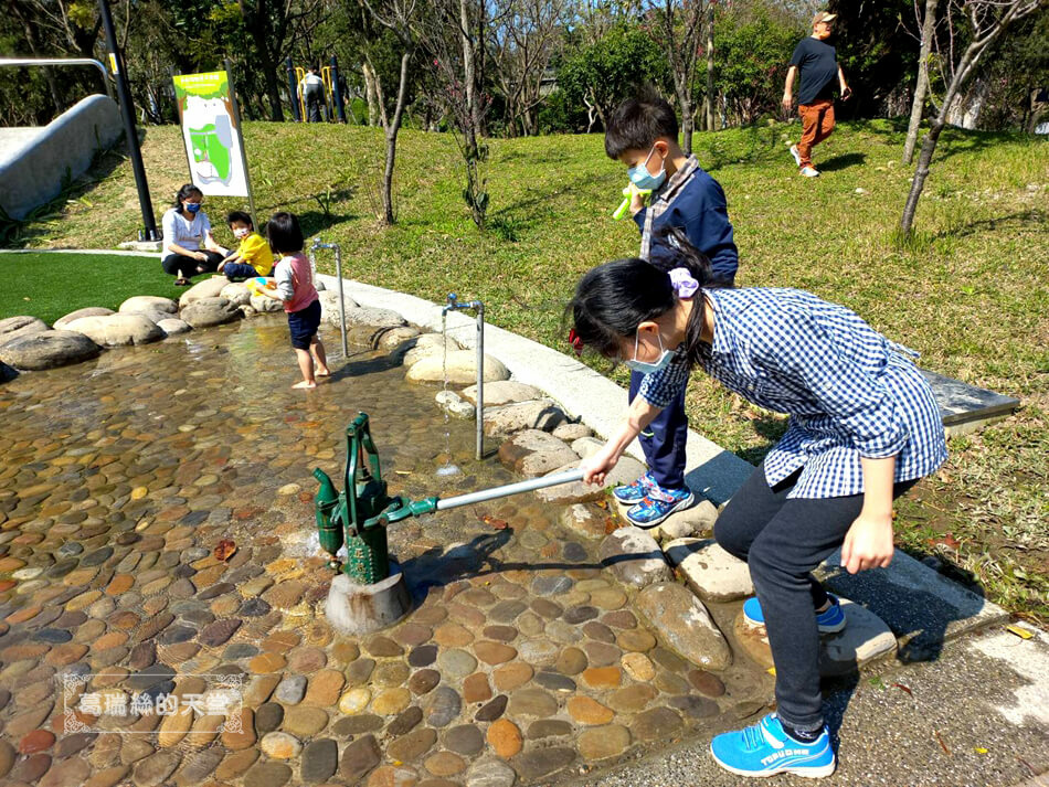 新北特色公園-樹林景觀萬坪公園 (7).jpg