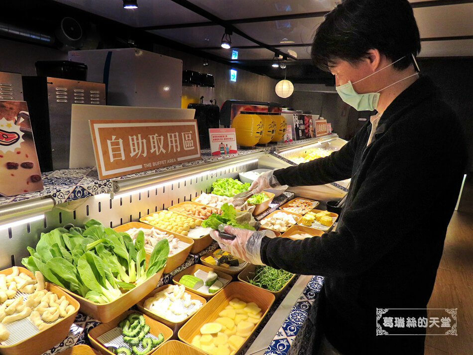 中正區美食-肉多多火鍋-台北重慶南店 (16).jpg