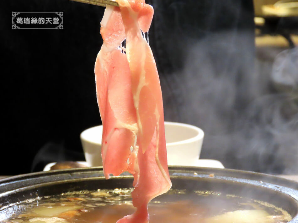 新莊宵夜餐廳-狂一鍋 新台式火鍋 (38).JPG