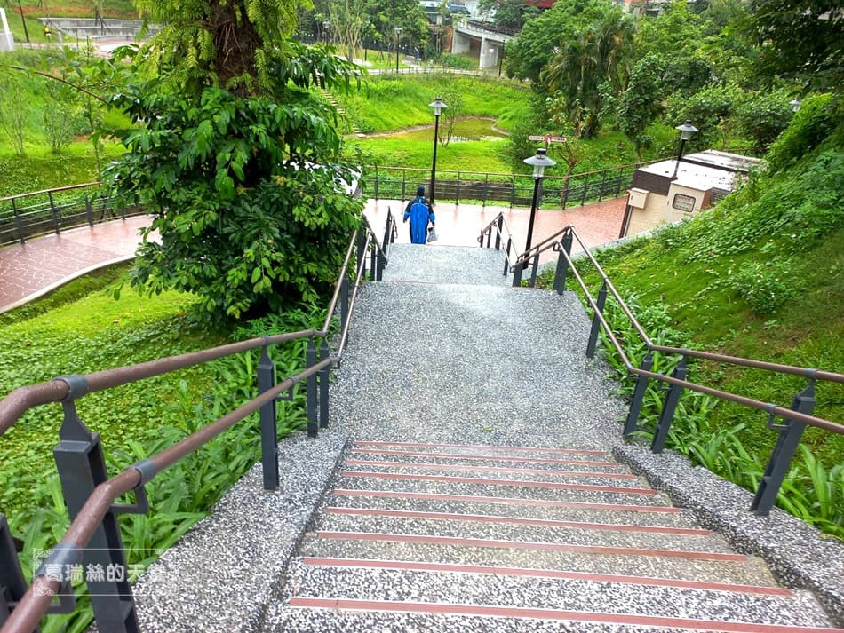 汐止特色公園-水返腳公園-玩水景點 (50).jpg