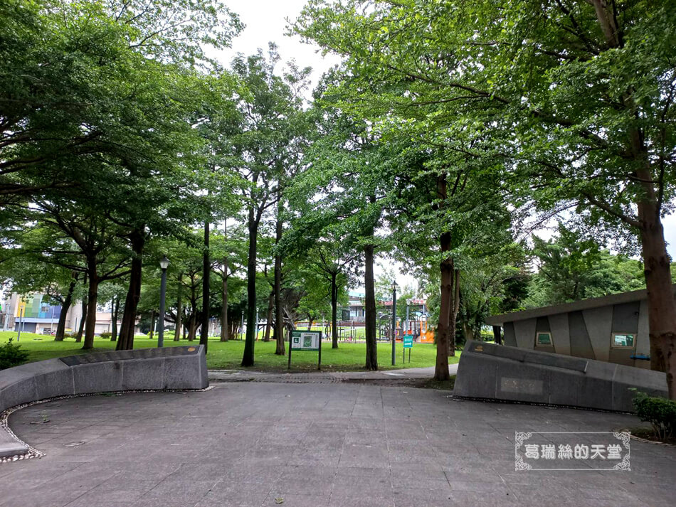 台北特色公園-玉泉公園特色遊戲場 (3).jpg