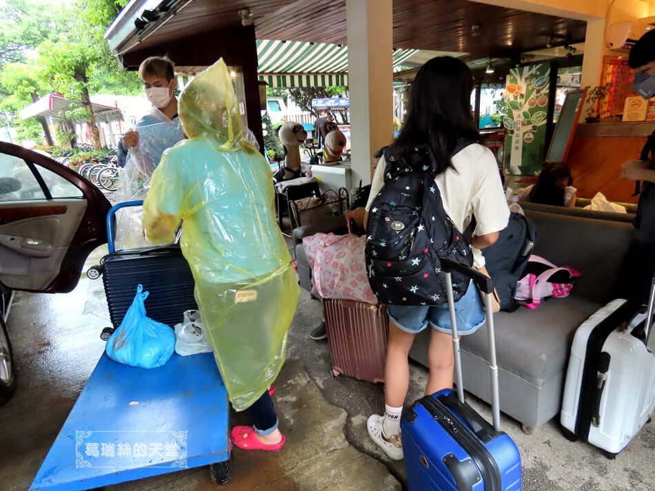 露營車住宿推薦-詩情花園渡假村 (2).JPG