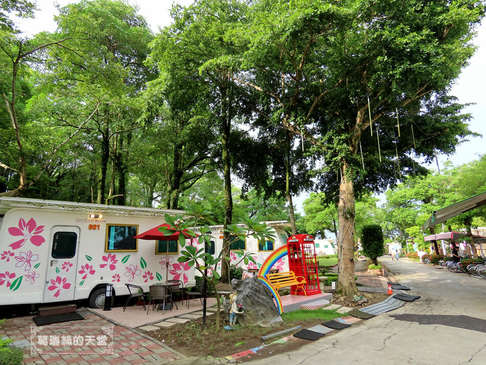 露營車住宿推薦-詩情花園渡假村 (41).JPG