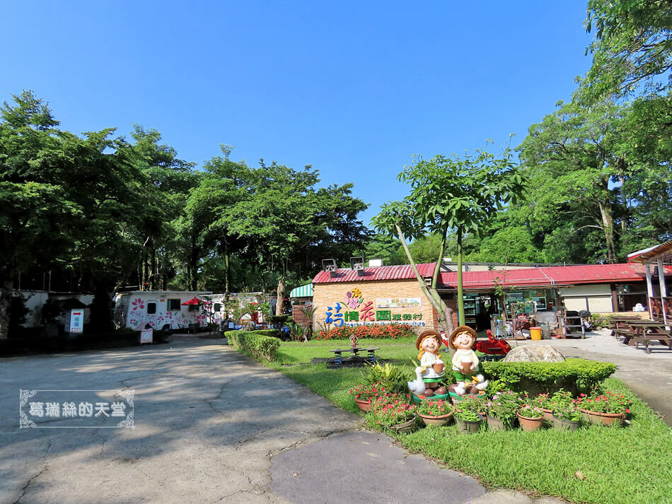 露營車住宿推薦-詩情花園渡假村 (54).JPG