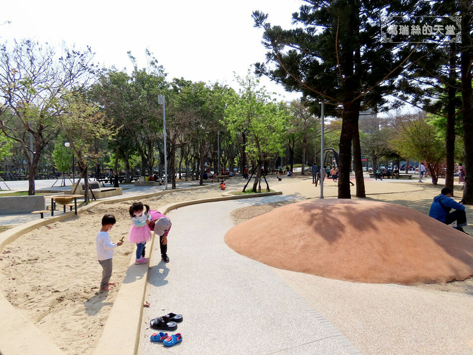 新竹公園餐廳-新竹動物園附近餐廳推薦-森林食堂&野餐市集  (2).JPG