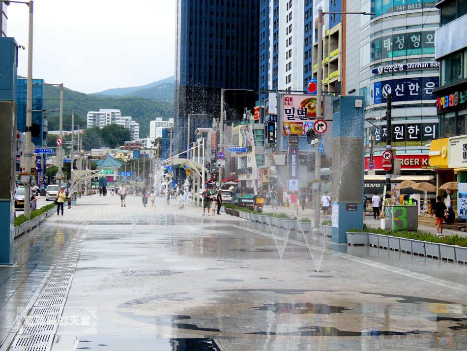 海雲台廣場海之路噴泉&海雲台市場 (10).JPG